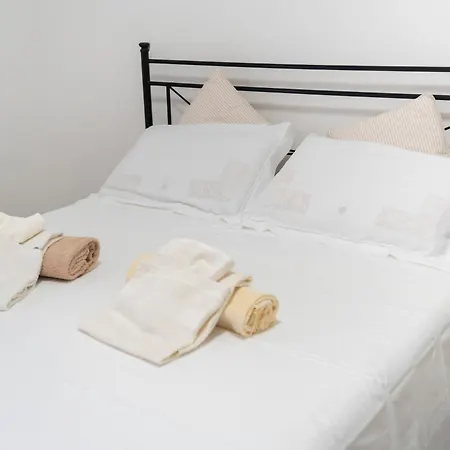 Apulia Rose 公寓 *