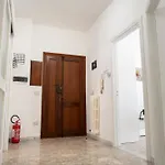Lägenhet Apulia Rose 4 Bedrooms