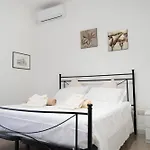Lägenhet Apulia Rose 4 Bedrooms *