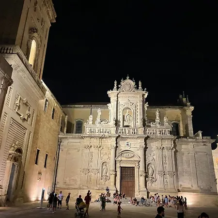 Apulia Rose Lecce