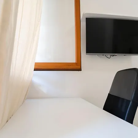 Apulia Rose Λέτσε